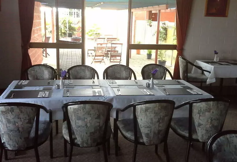 Fotos del hotel Cluden Park Motor Inn:  3