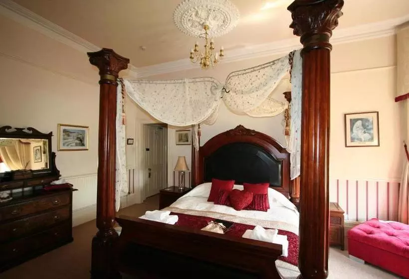 Fotos del hotel Cranleigh:  4