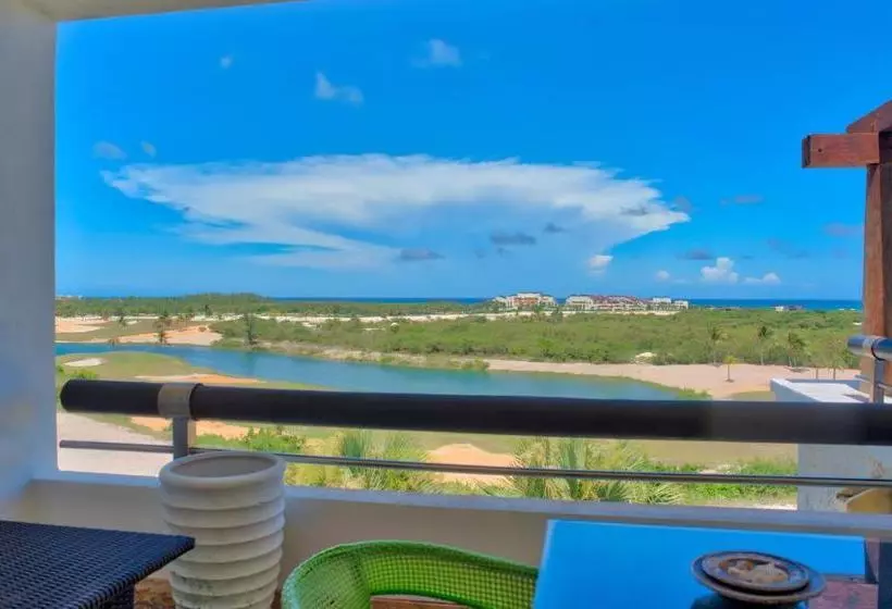 Fotos del hotel Xeliter Golden Bear Lodge & Golf  Free Wifi, Cap Cana:  4