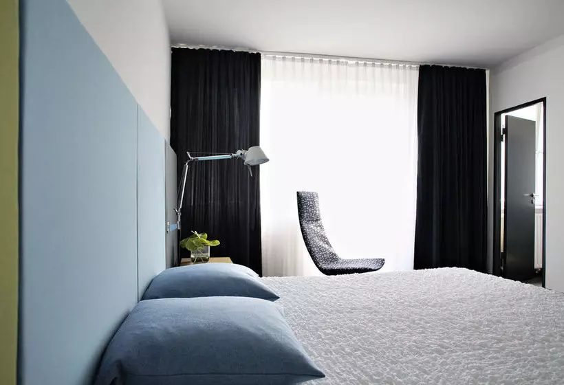 Fotos del hotel Otto:  13