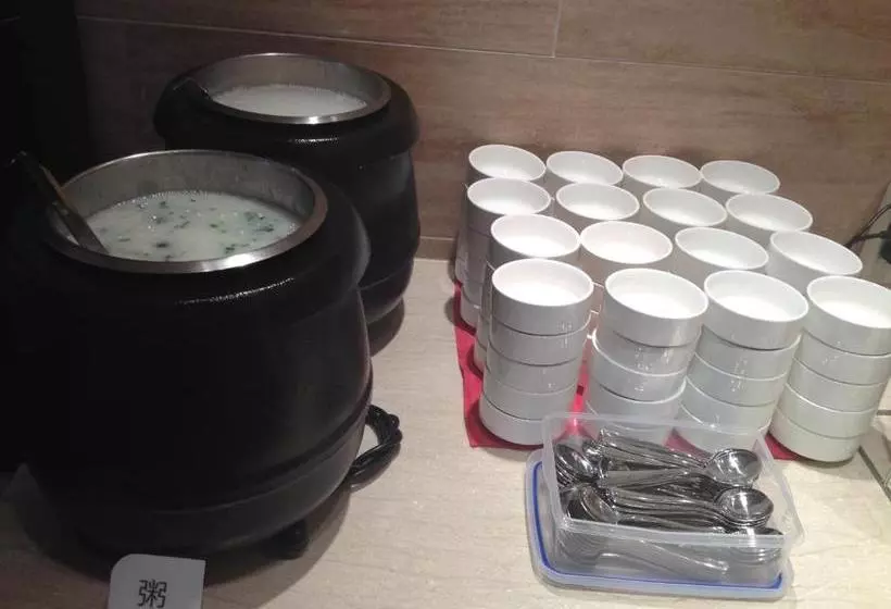 Fotos del hotel Ji  Shanghai Jingan Temple Kangding Road:  15