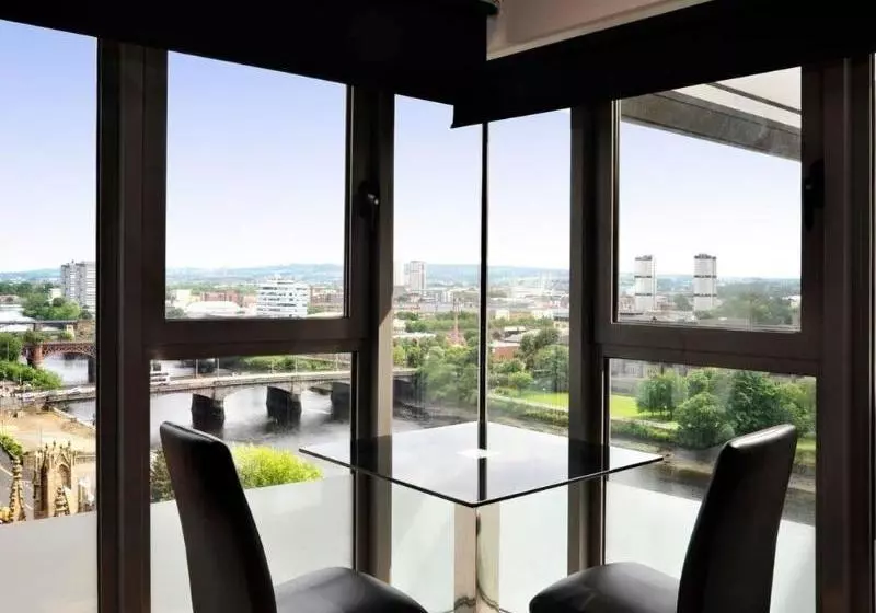 Fotos del hotel Riverview Apartments:  2