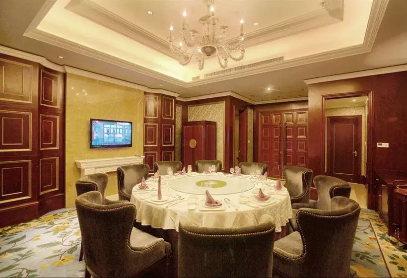 Fotos del hotel Four Seasons Gary:  5