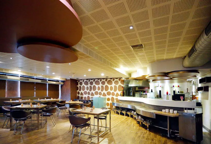 Fotos del hotel Oyo Premium Himayathnagar:  5