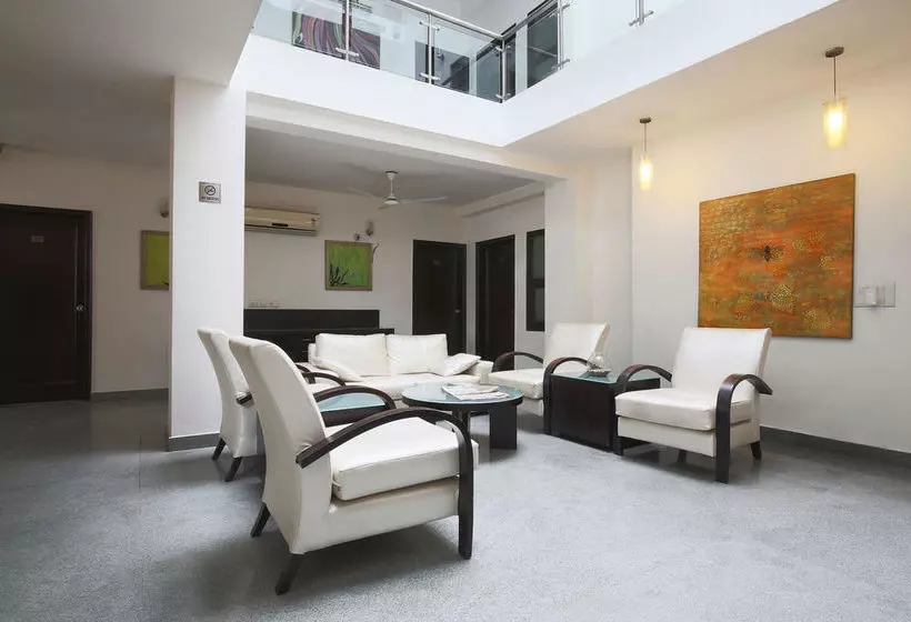 Fotos del hotel Fabhotel Pvr Saket 2:  14