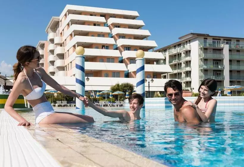 Fotos del hotel Apart Holiday:  23