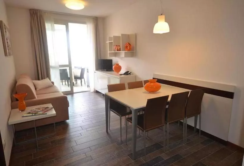 Fotos del hotel Apart Holiday:  24