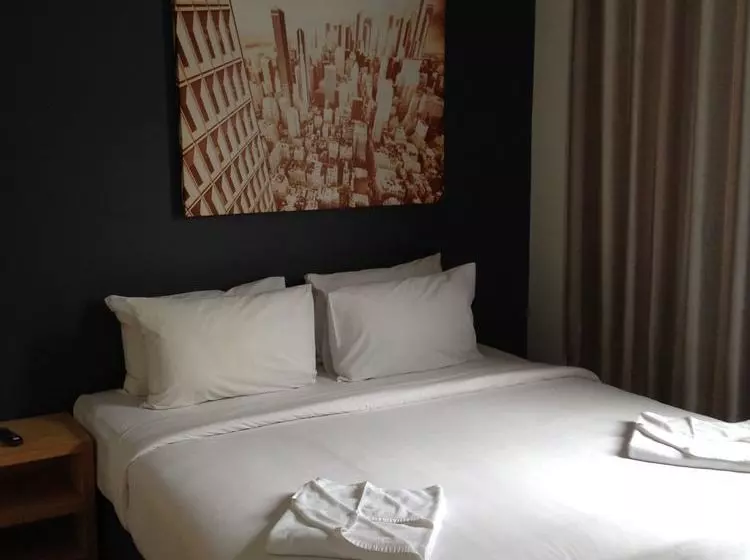 Fotos del hotel Arch Club:  13