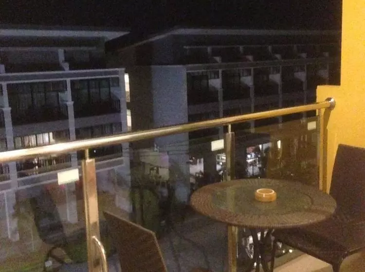 Fotos del hotel Ploenlay:  12