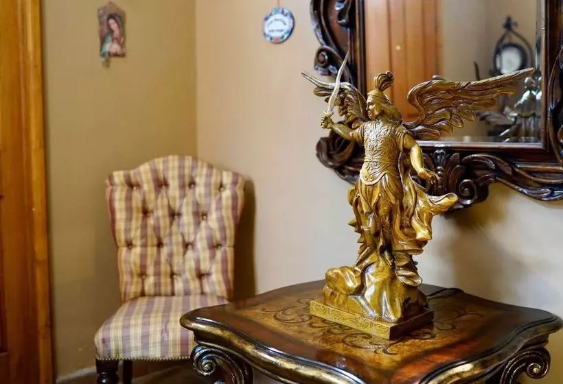 Fotos del hotel Tadeo Inn Bed & Breakfast:  11