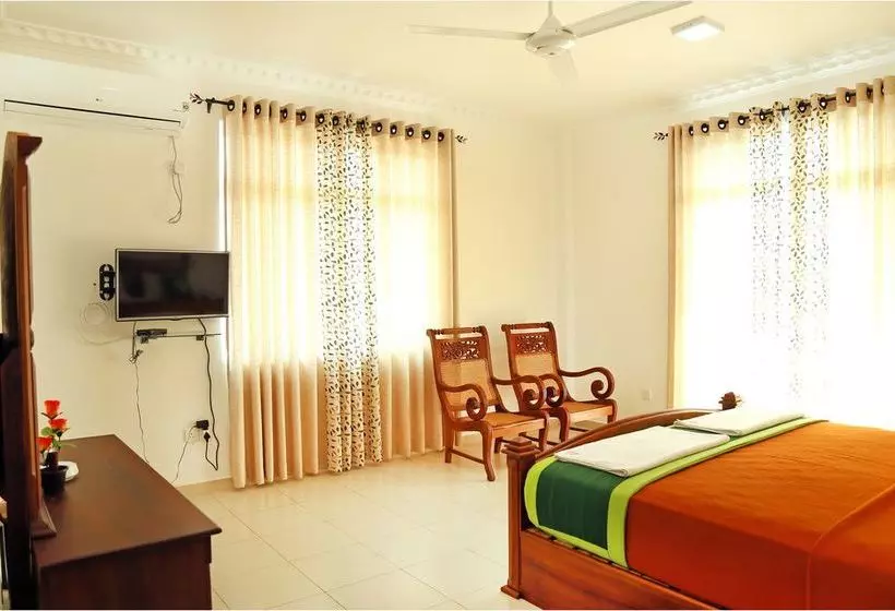 Fotos del hotel Ronaka:  9