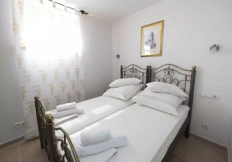 Fotos del hotel Apartments Perla:  6