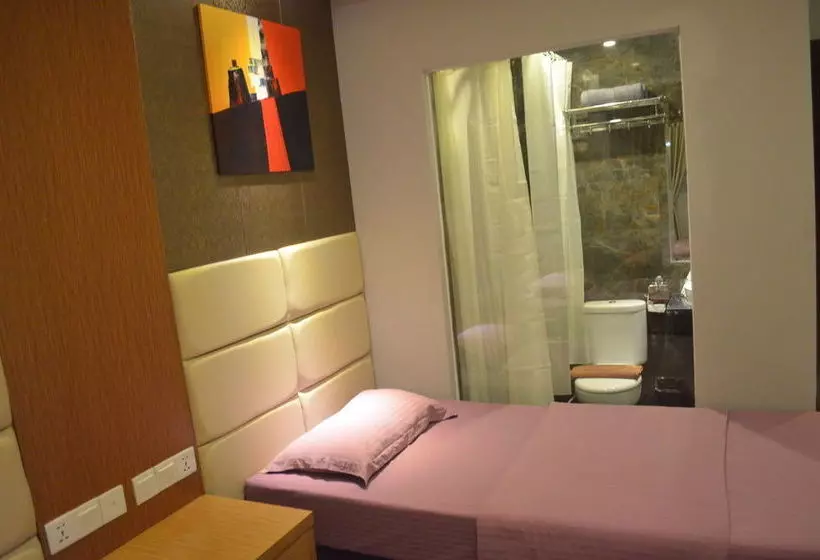 Fotos del hotel Mustika Gajah Mada:  8