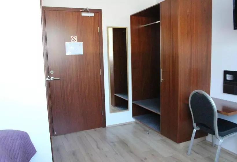 Fotos del hotel Grásteinn - Airport:  15