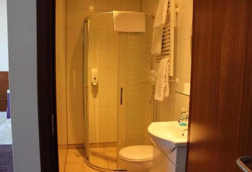Fotos del hotel Grásteinn - Airport:  12