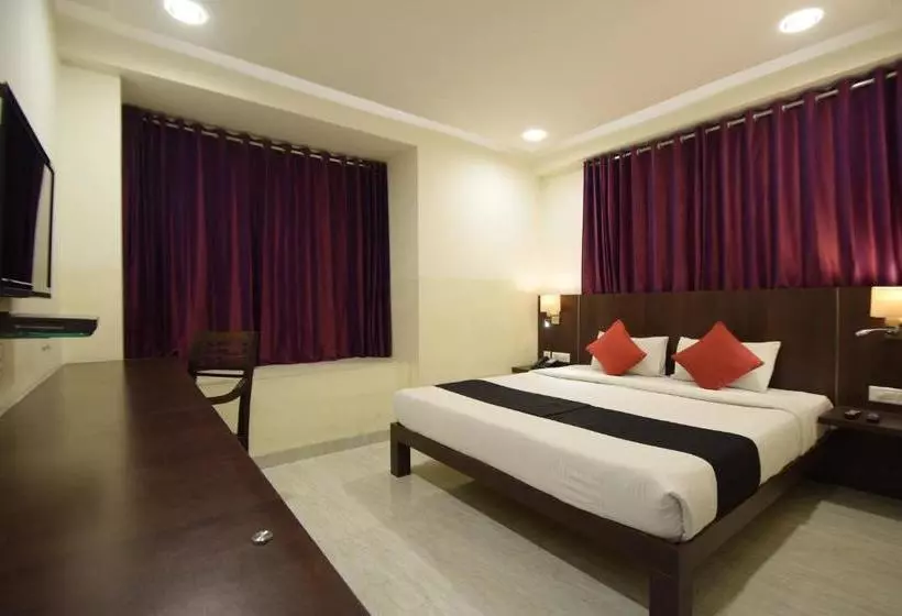 Fotos del hotel Fabhotel Radiant Star Lalkothi:  6