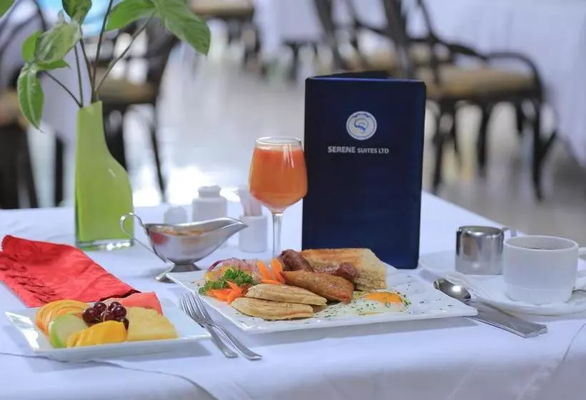 Fotos del hotel Serene Suites:  24