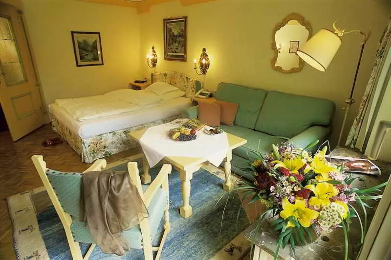 Fotos del hotel Hoteldorf Grüner Baum:  2