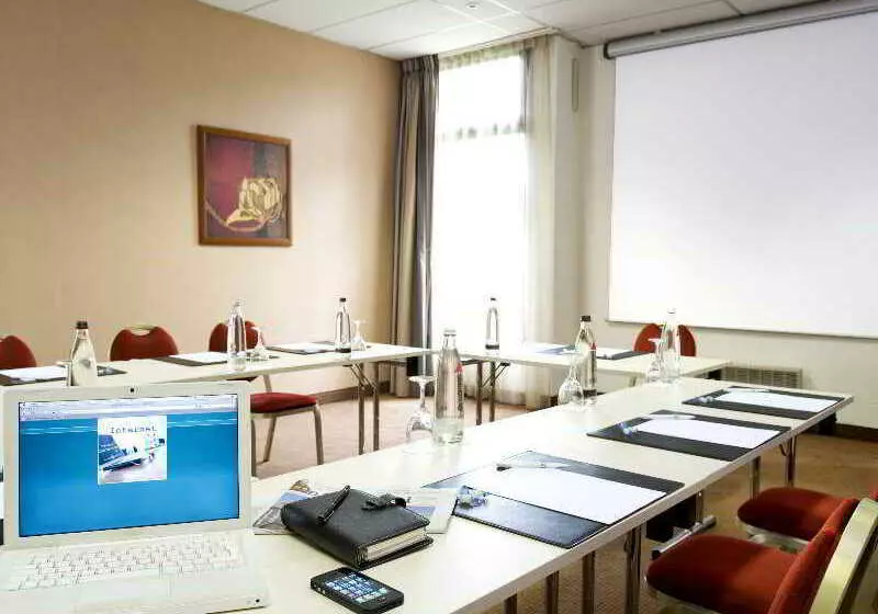 Fotos del hotel Penta Hotel Brussels Expo:  9