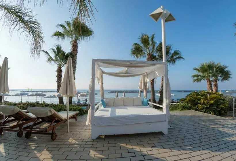 Fotos del hotel Palm Beach Hotel & Bungalows:  4