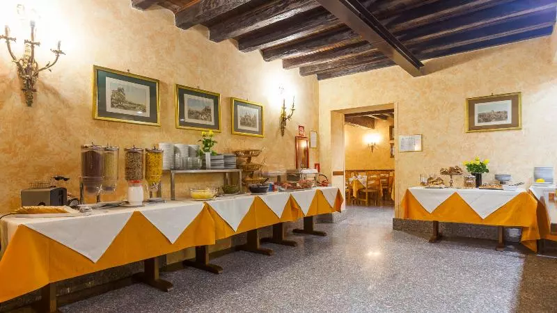 Fotos del hotel Madison:  24