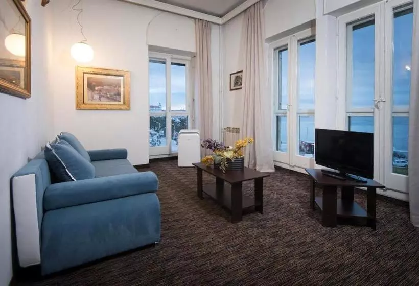 Fotos del hotel Bellevue:  15