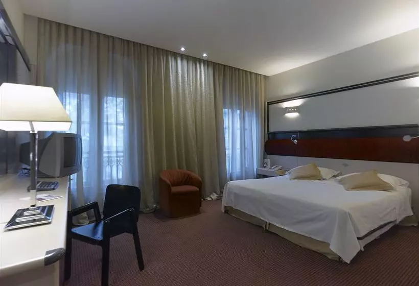 Fotos del hotel NH Ligure:  2