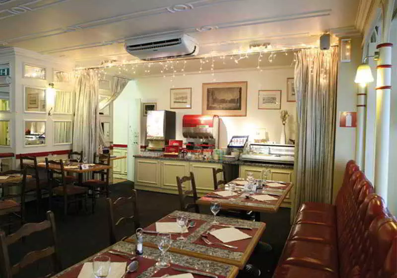 Fotos del hotel Leonardo Hotel Charleroi City:  5