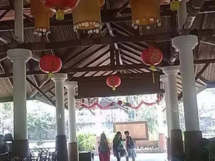 Fotos del hotel Loma Resort And Spa:  8