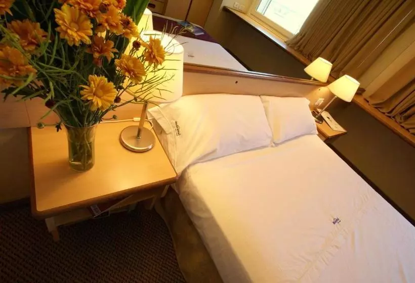 Fotos del hotel Aeroparque Inn And Suites:  14