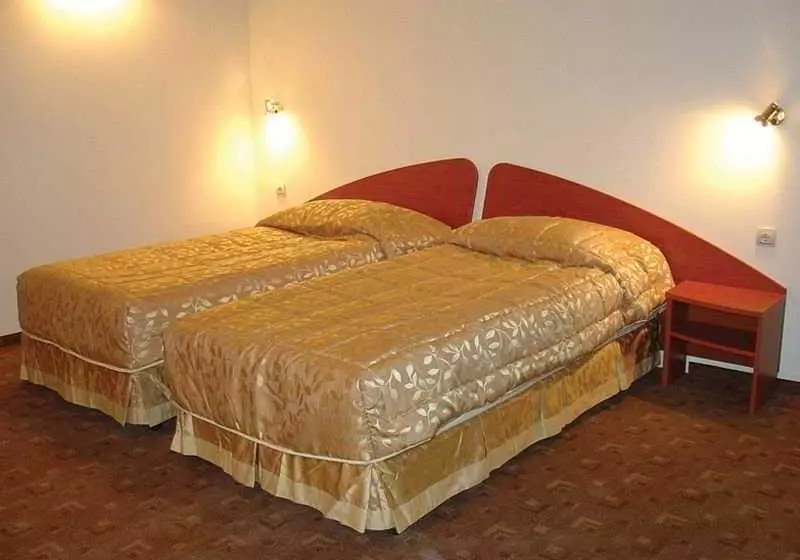 Fotos del hotel Menabria:  7