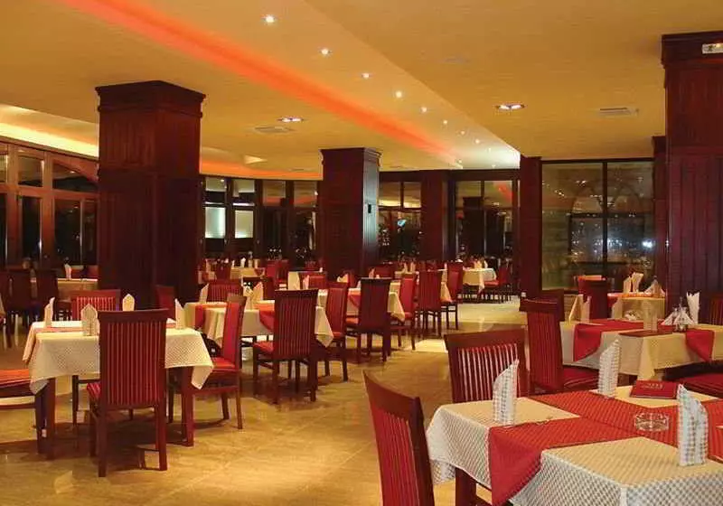 Fotos del hotel Menabria:  4