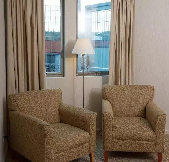 Fotos del hotel Holiday Inn Express  Puerto Montt  Patagonia:  14