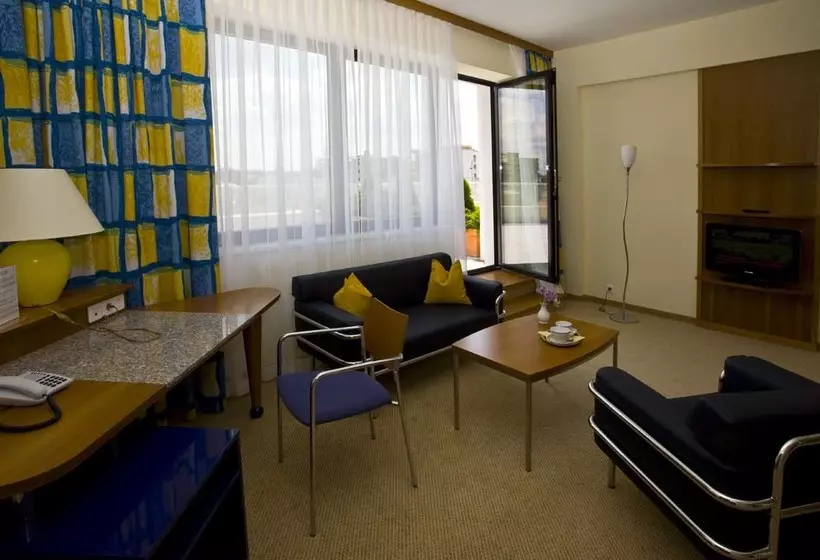 Fotos del hotel Starlight Suites Hotel:  8