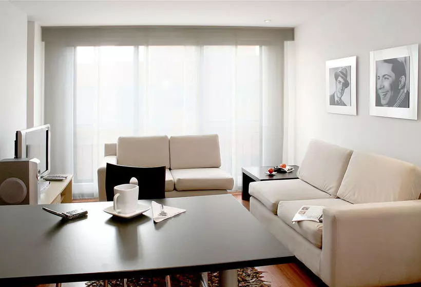 Fotos del hotel Celebrities Suites:  15