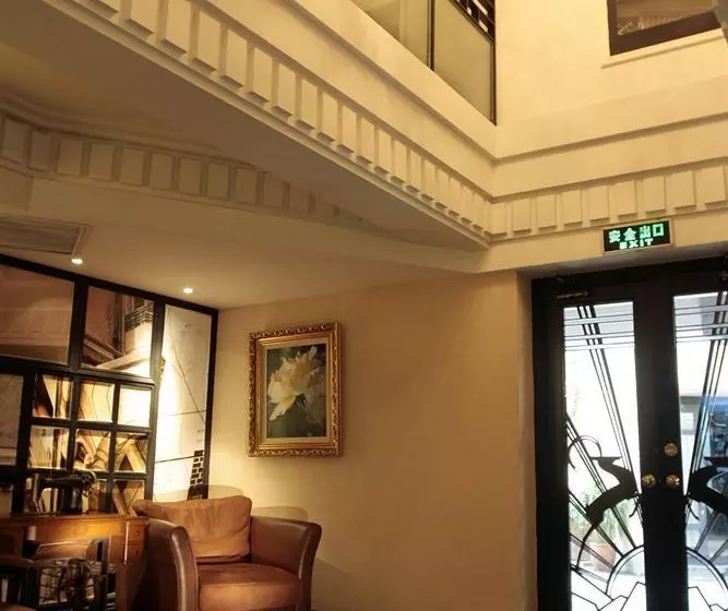 Fotos del hotel Gallery Suites:  2