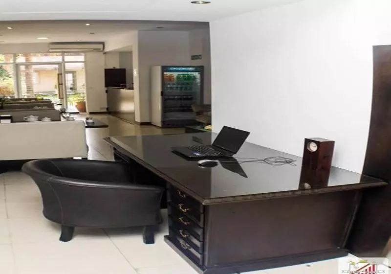 Fotos del hotel Nuñez Suites:  12