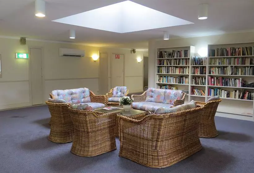 Fotos del hotel Wahroonga Waldorf Apartments Sydney:  2