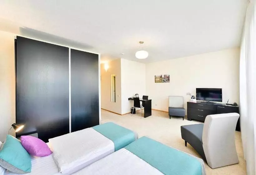 Fotos del hotel Vantis Riverside View Free Parking:  24