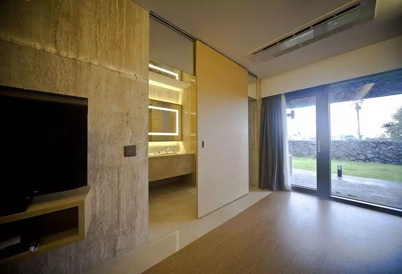 Fotos del hotel Luston Villa & Hotel:  22