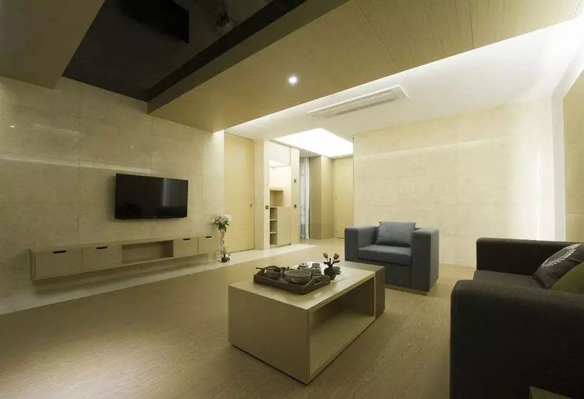 Fotos del hotel Luston Villa & Hotel:  20