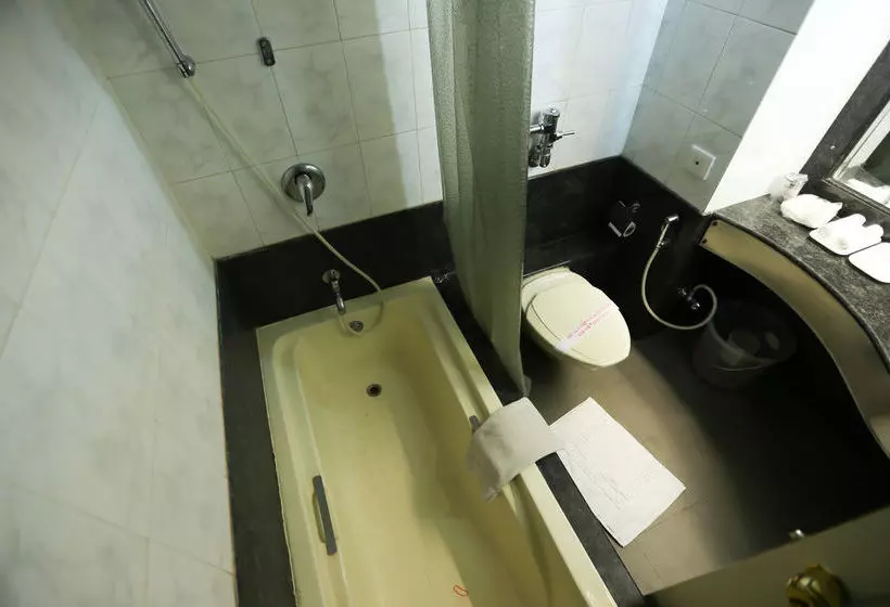 Fotos del hotel Oyo Rooms Majestic:  6