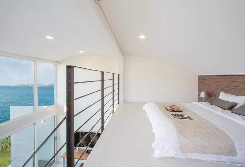 Fotos del hotel The Cloud Pool And Spa:  12