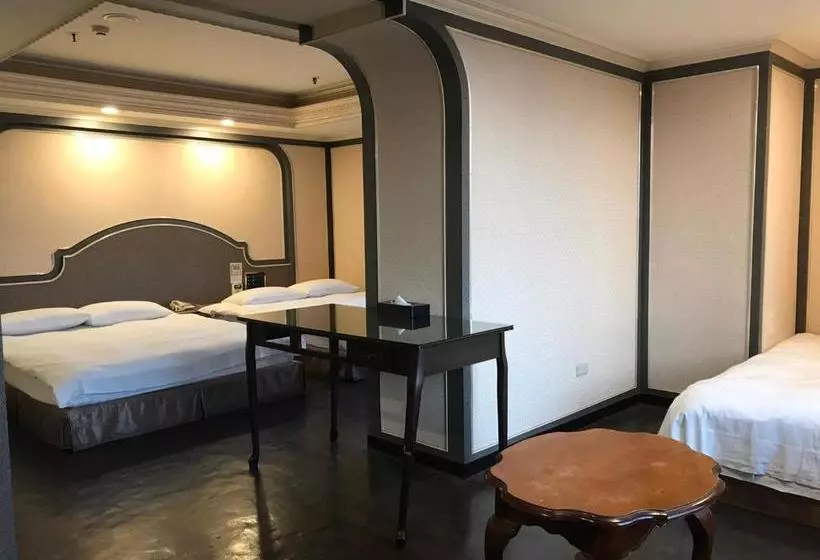 Fotos del hotel The First Plaza:  10