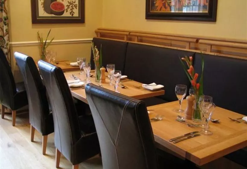 Fotos del hotel Serviced Guest Apartsuites The Unicorn:  3