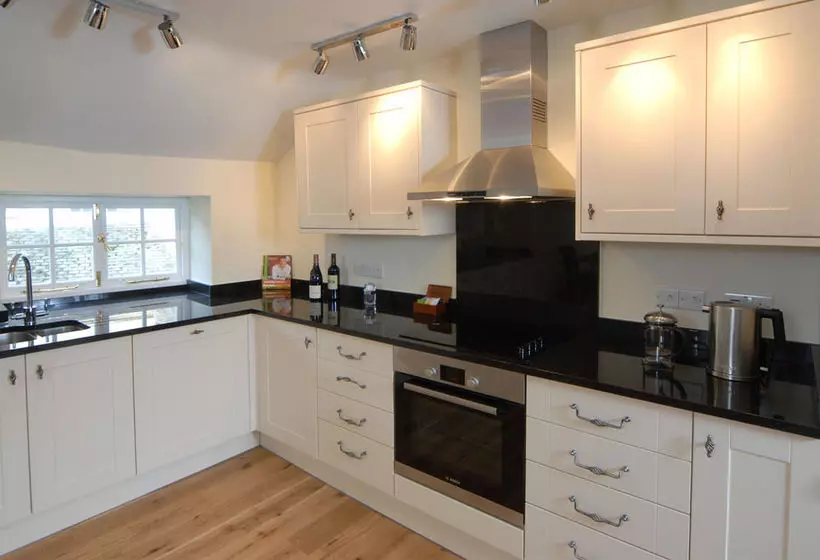 Fotos del hotel Serviced Guest Apartsuites The Unicorn:  4