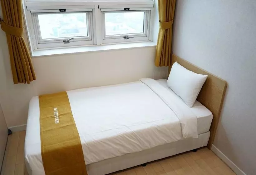 E Seven Place Dongdaemun