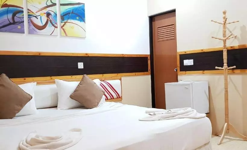 Fotos del hotel Arora Inn:  6