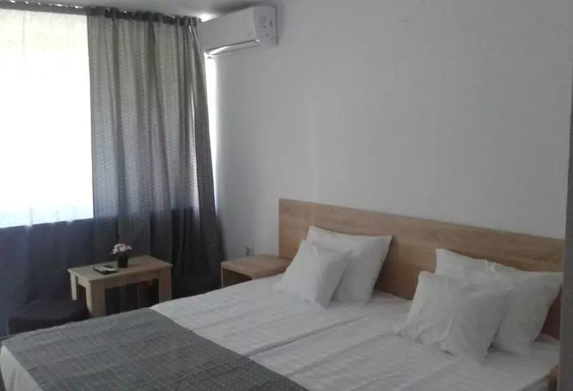 Fotos del hotel Semiramis:  2