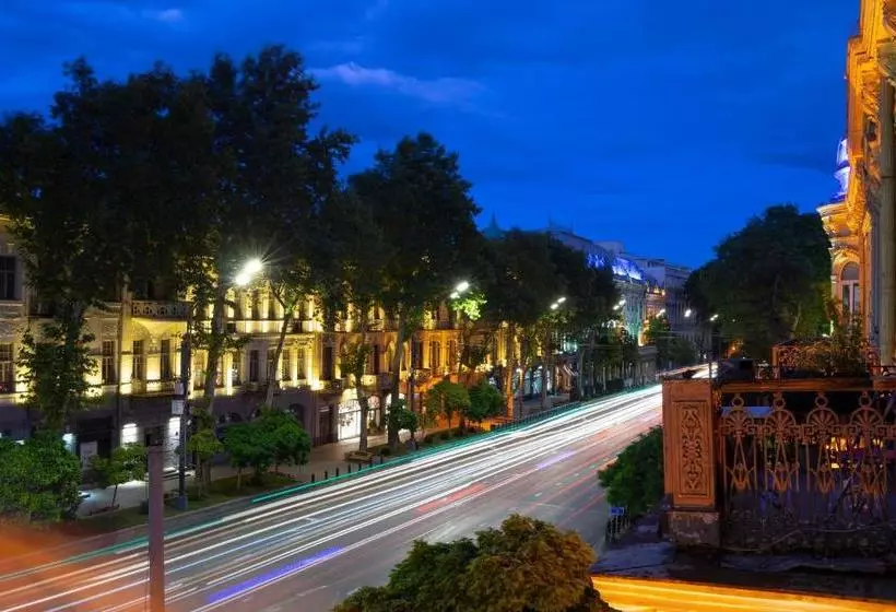 Fotos del hotel Opera Rooms & Hostel Tbilisi:  2